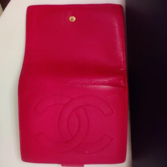 🔥🔥🔥CHANEL Red CC Logo Cavair Wallet Authentic - Picture 10 of 10